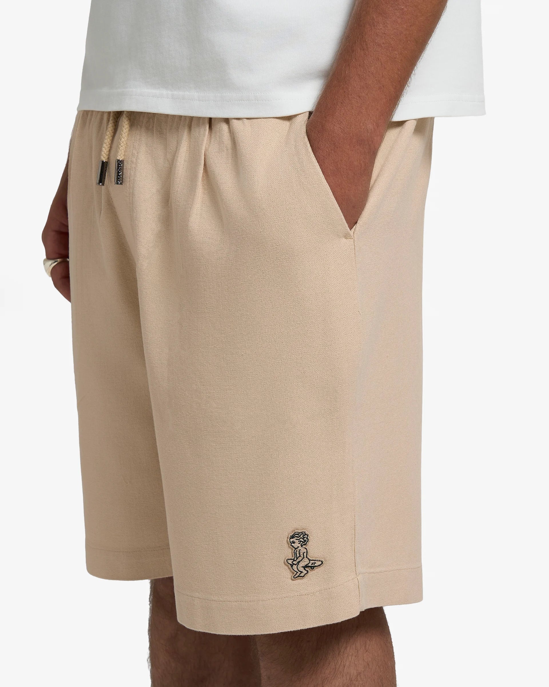 Magoado Salu Shorts