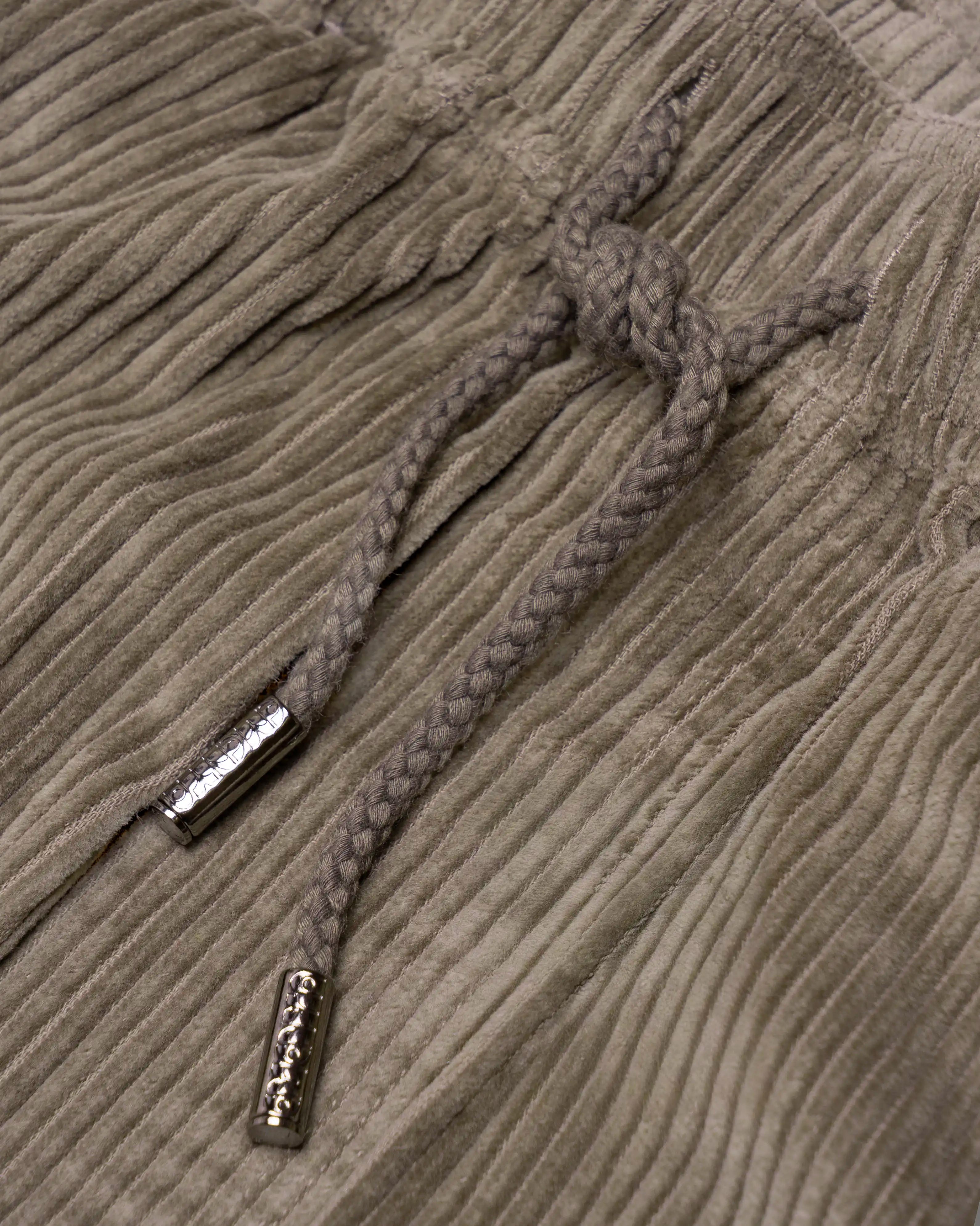 Magoado Shorts