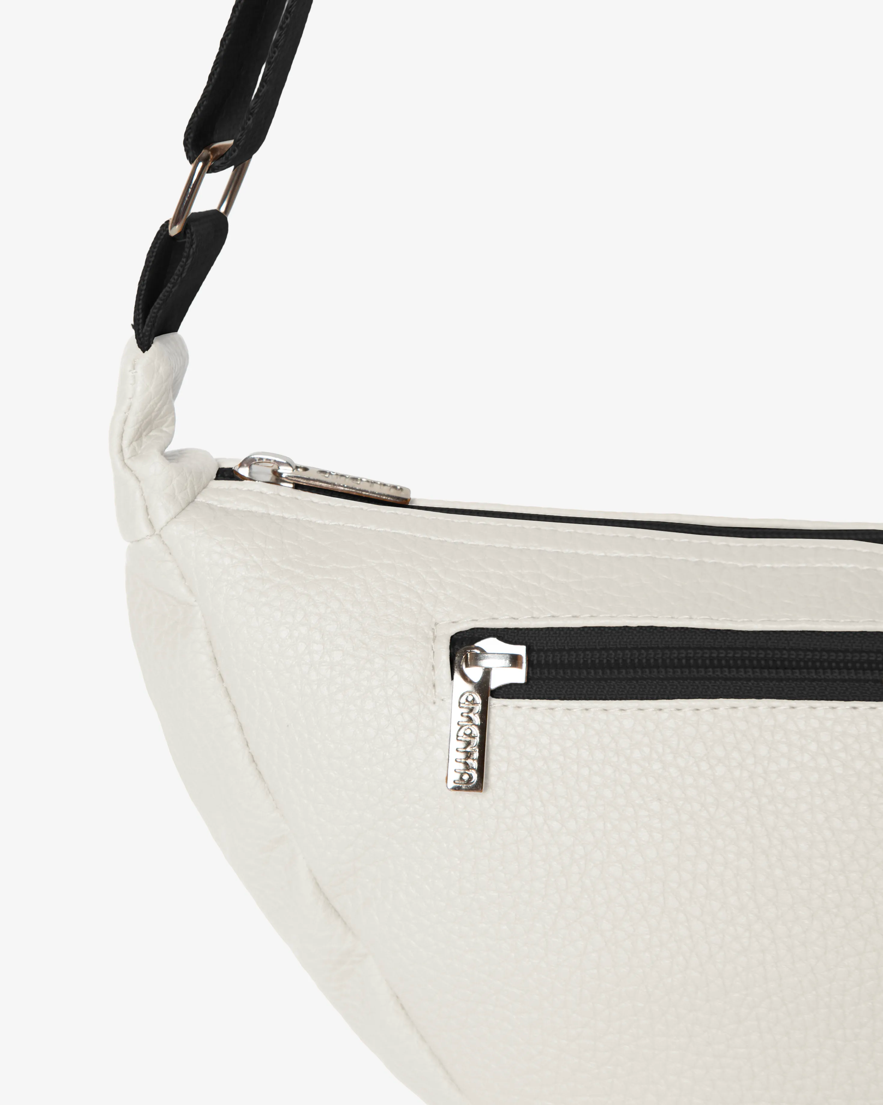 Fiuza Ikon Napa Shoulder Bag