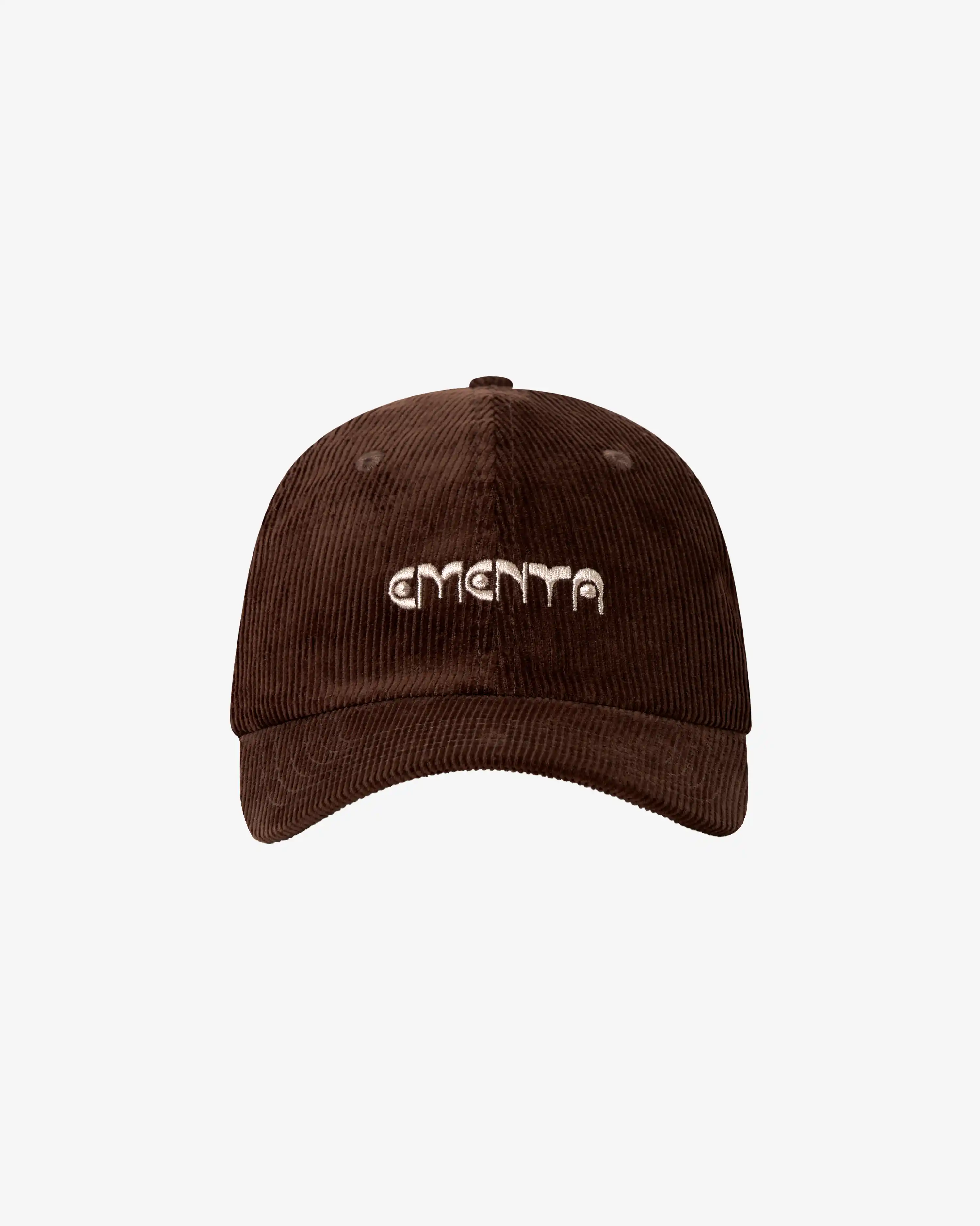 Everyday cap designed for regular use
Cotton corduroy fabric with a ribbed texture
Six-panel cap construction with a curved brim
Dots logo embroidered on the front
Brown base colour
Adjustable strap with a metal buckle at the back
Made in Portugal
