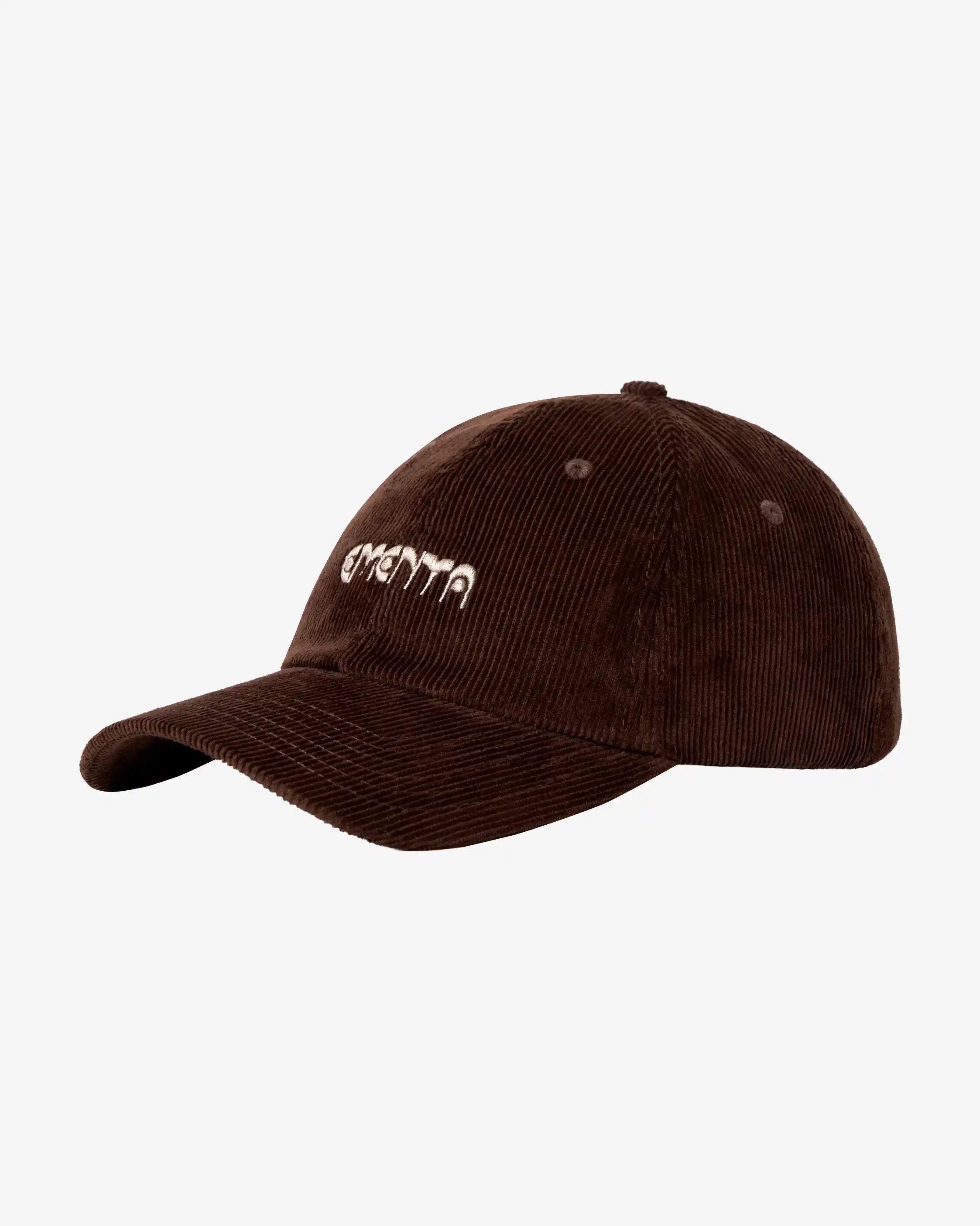 Everyday cap designed for regular use
Cotton corduroy fabric with a ribbed texture
Six-panel cap construction with a curved brim
Dots logo embroidered on the front
Brown base colour
Adjustable strap with a metal buckle at the back
Made in Portugal