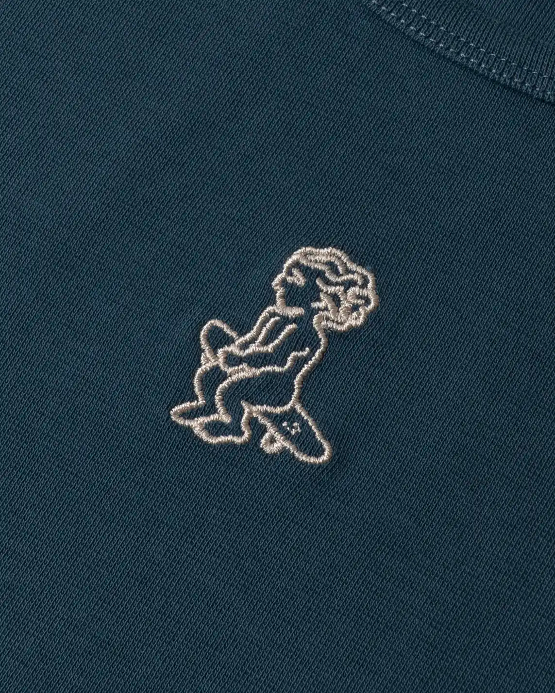 Women’s cropped t-shirt with a sleek, body-hugging fit for a flattering silhouette
Crafted from a soft, stretchy cotton blend for all-day comfort and flexibility
Breathable fabric keeps you cool while moving with your body
Versatile style, perfect for casual wear or light activity
Cropped cut
Subtle Ikon embroidery detail
Made in Portugal