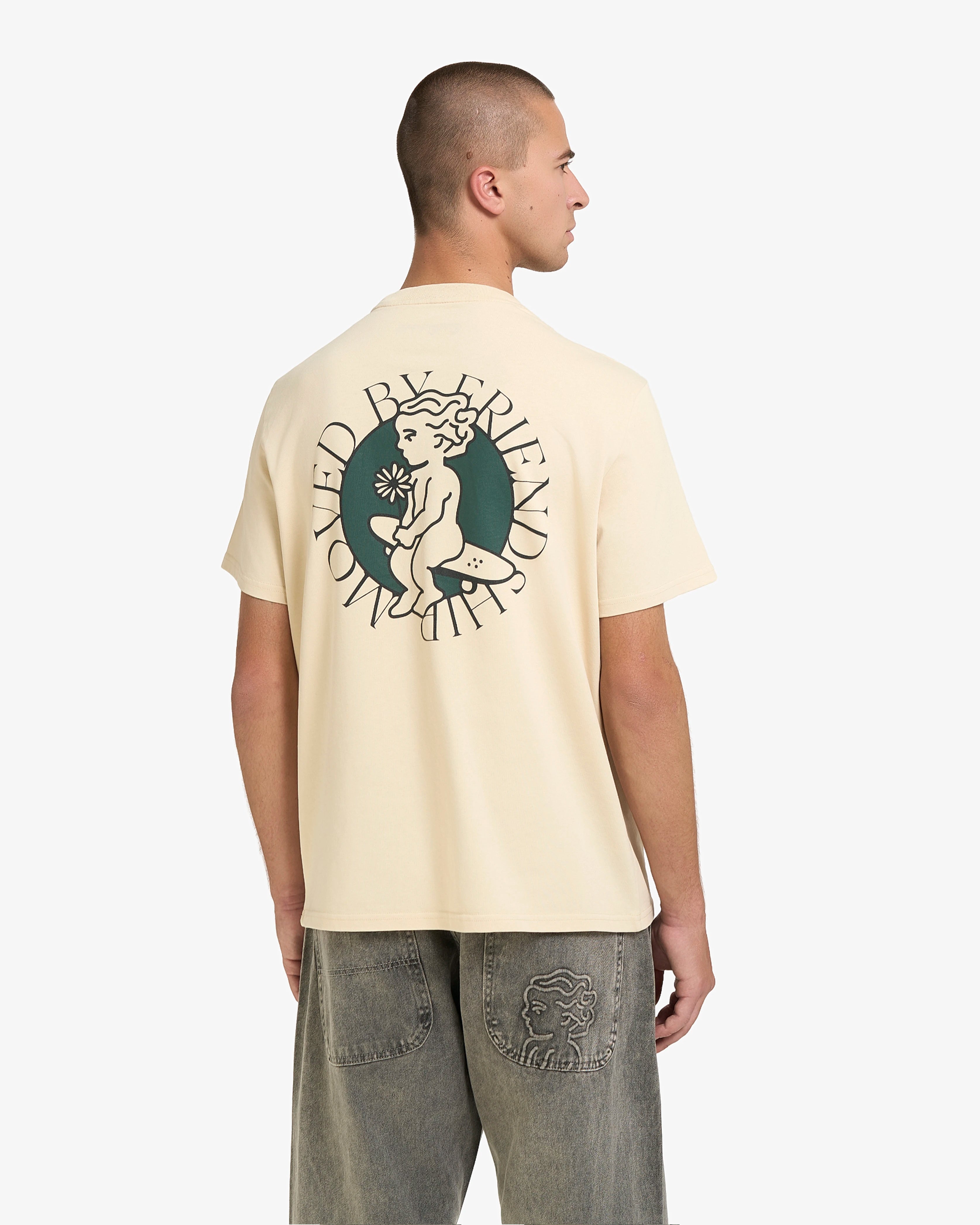 100% Cotton
Regular fit
Built for durability
Ikon Flower design print
'Moved By Friendship' motto on the back
Heavyweight 240gsm fabric
Unisex
Made in Portugal