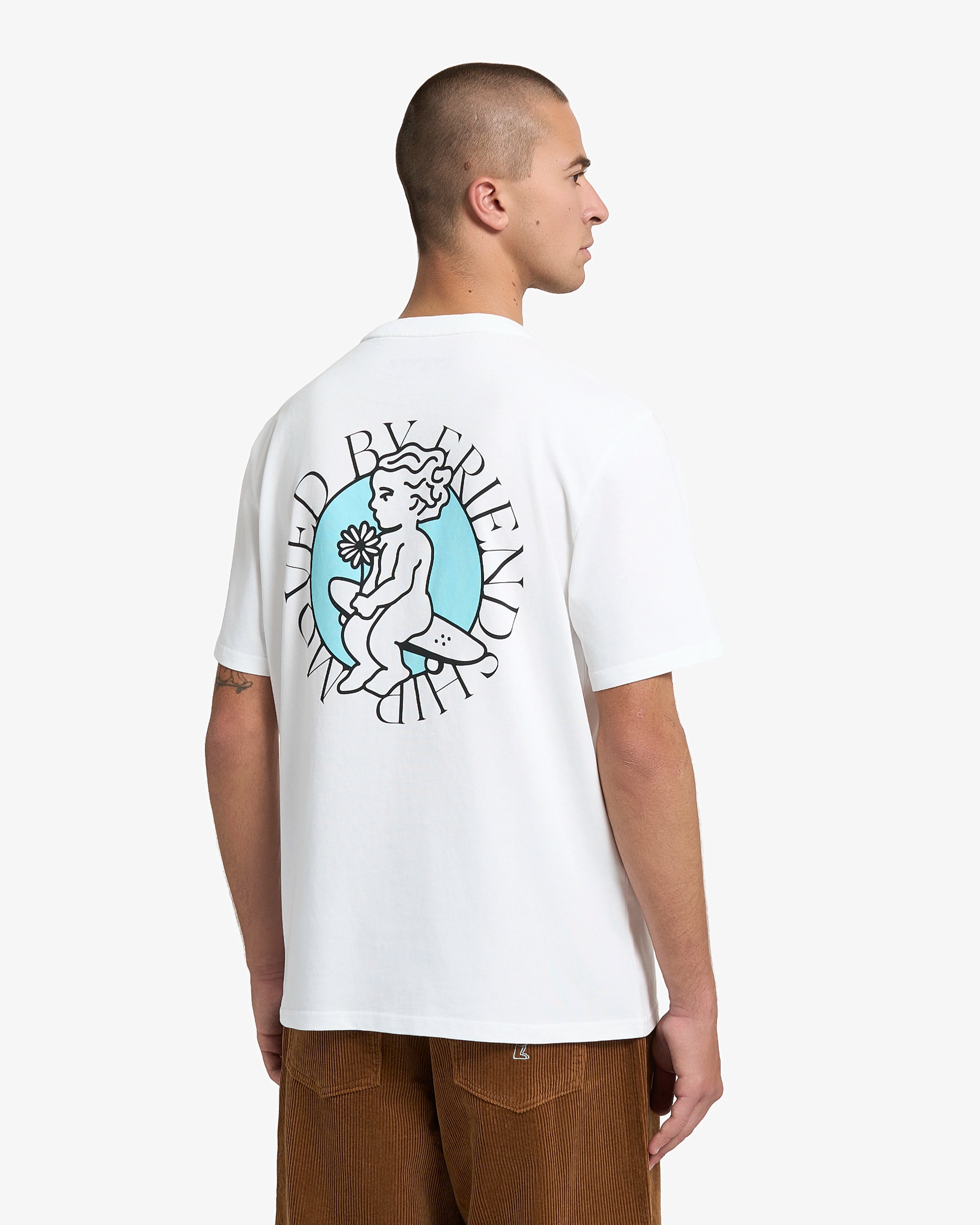 100% Cotton
Regular fit
Built for durability
Ikon Flower design print
'Moved By Friendship' motto on the back
Heavyweight 240gsm fabric
Unisex
Made in Portugal