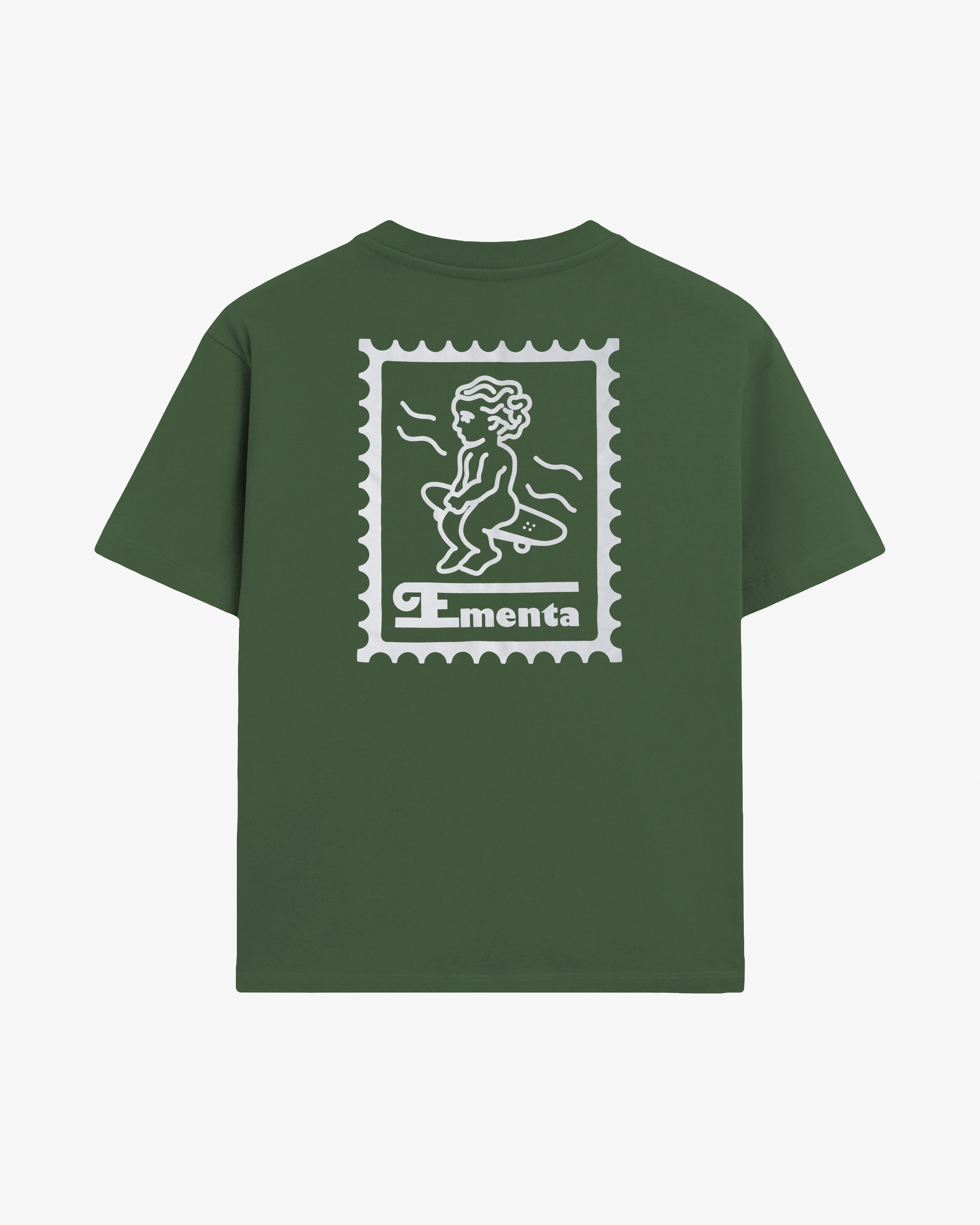 Mid-weight 100% cotton t-shirt (220 gsm)
Small front logo and bold back Ikon Stamp graphic
Ribbed crewneck for structure and comfort
Soft hand-feel with durable construction
Green colorway
Built for everyday wear
Unisex fit
Made in Portugal
Model is 1,75m tall and is wearing size M 
