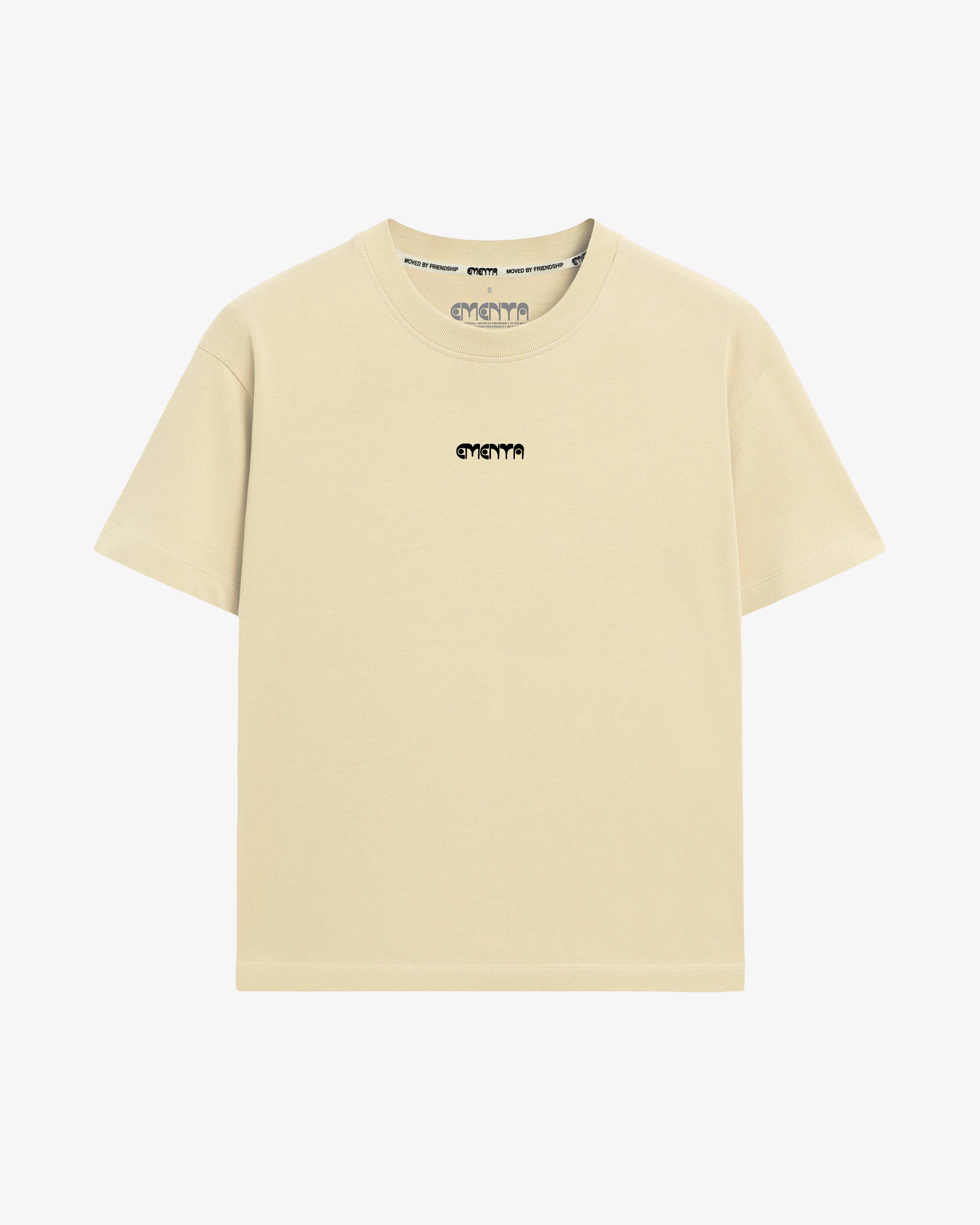 100% cotton, 240 g/m²
Soft yet structured heavyweight feel
Artwork is digitally designed in-house by our artists to ensure unique detail and precision
Off White color with the "Lapa" print on the back
EMENTA dots logo on the front
Pre-shrunk to maintain size and shape after washing
Reinforced collar and double-stitched hems for lasting wear
Machine wash at 30°C, tumble dry low, iron inside out
Unisex fit
Made in Portugal