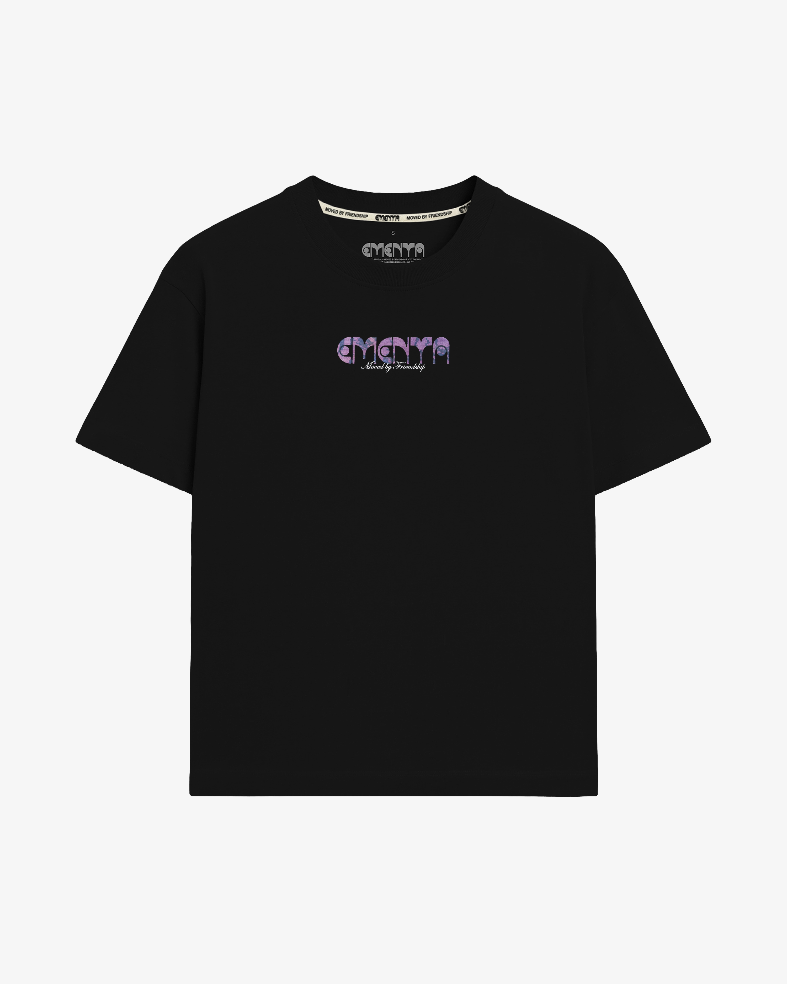 100% cotton, 240 g/m²
Soft yet structured heavyweight feel
Artwork is digitally designed in-house by our artists to ensure unique detail and precision
Black color with the "Purple Rain" print on the front
Pre-shrunk to maintain size and shape after washing
Reinforced collar and double-stitched hems for lasting wear
Machine wash at 30°C, tumble dry low, iron inside out
Unisex fit
Made in Portugal