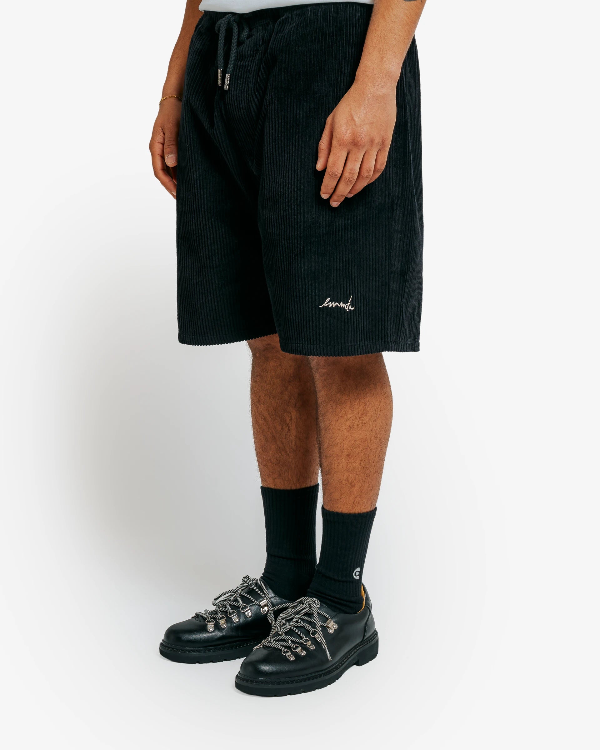 Magoado Shorts