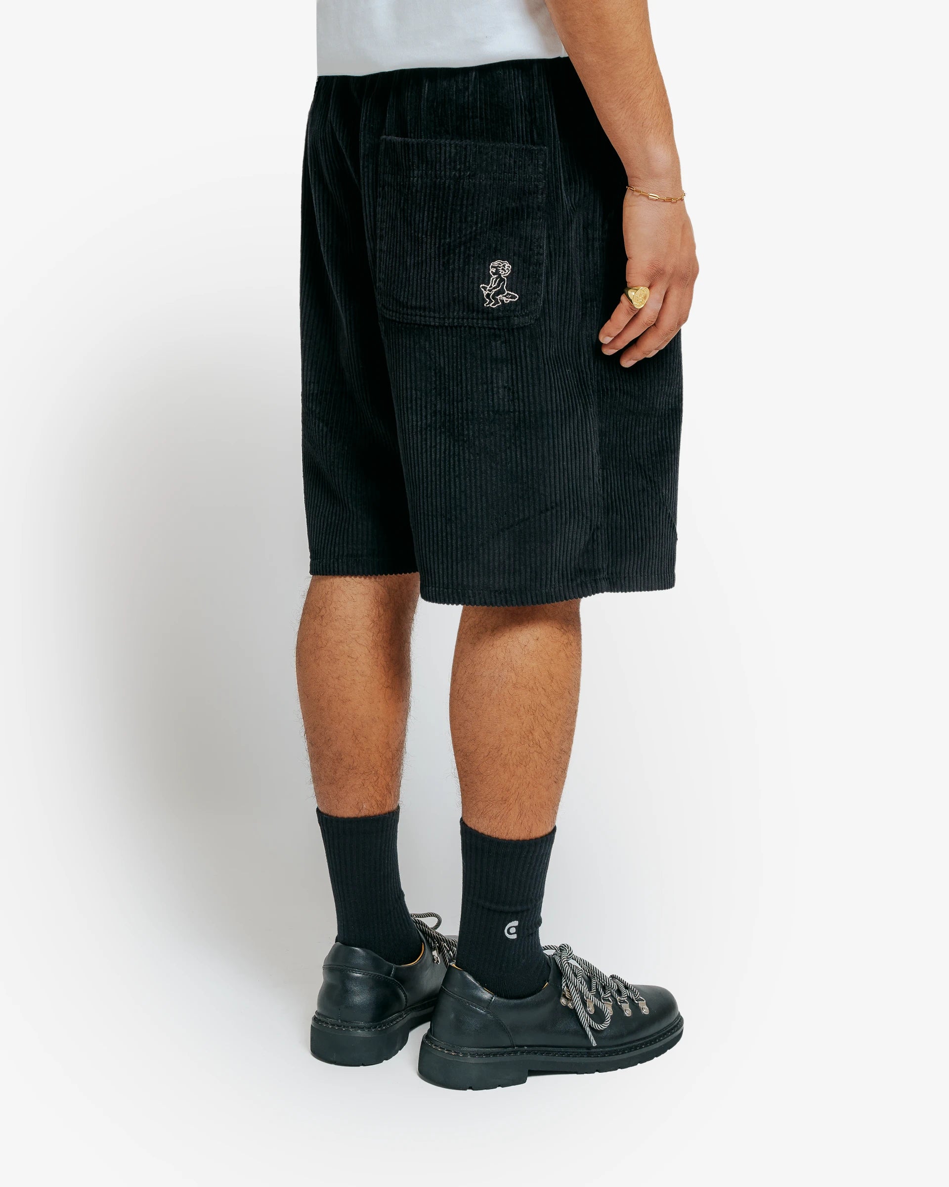 Magoado Shorts