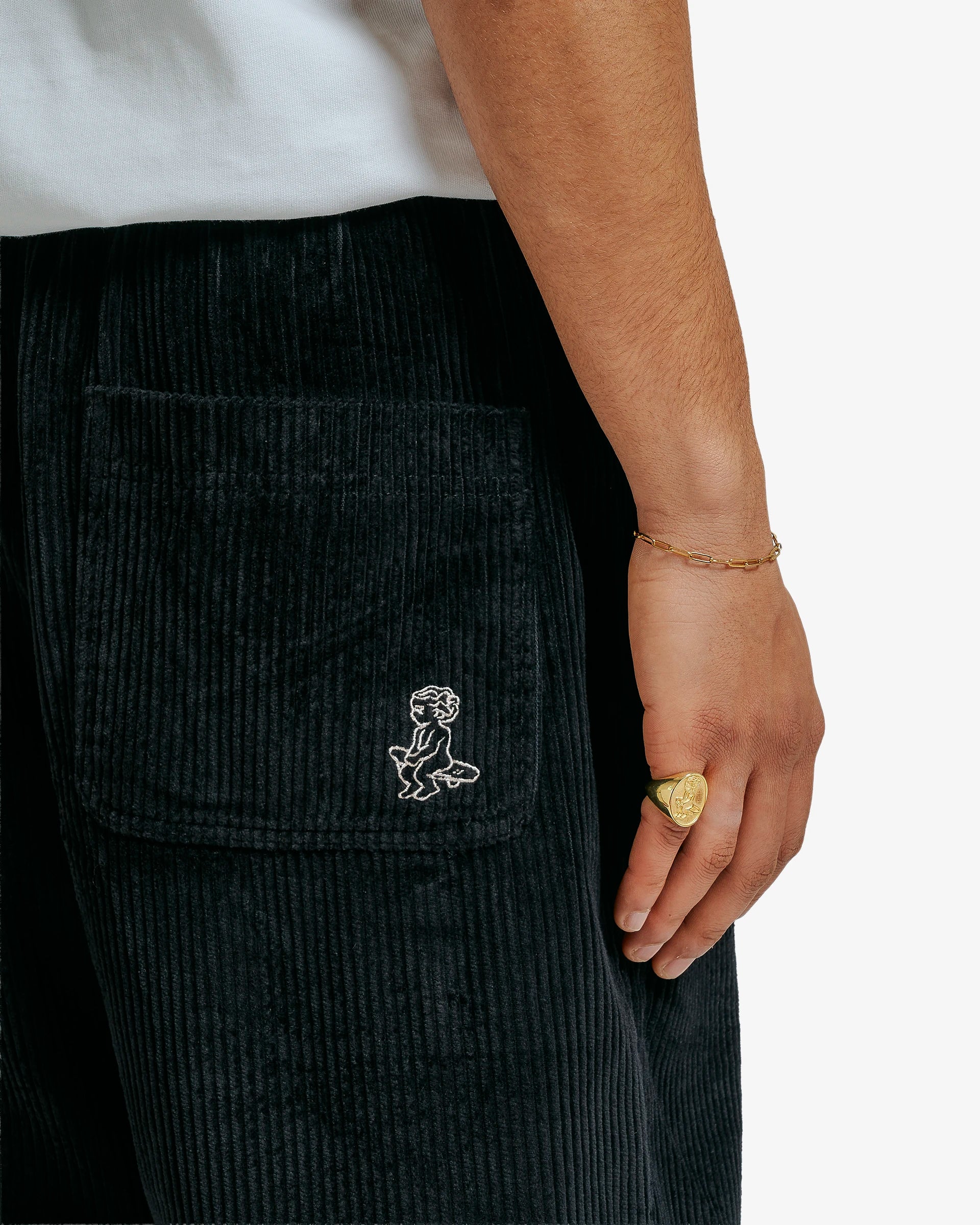 Magoado Shorts
