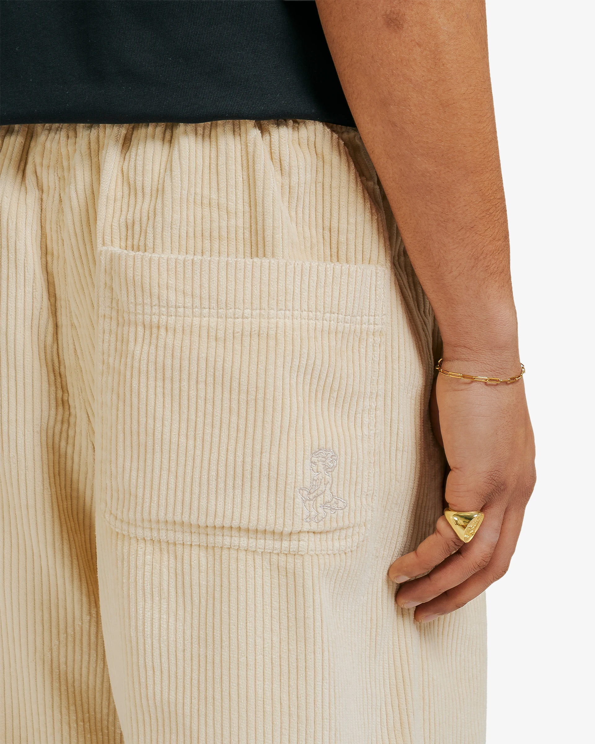 Magoado Shorts