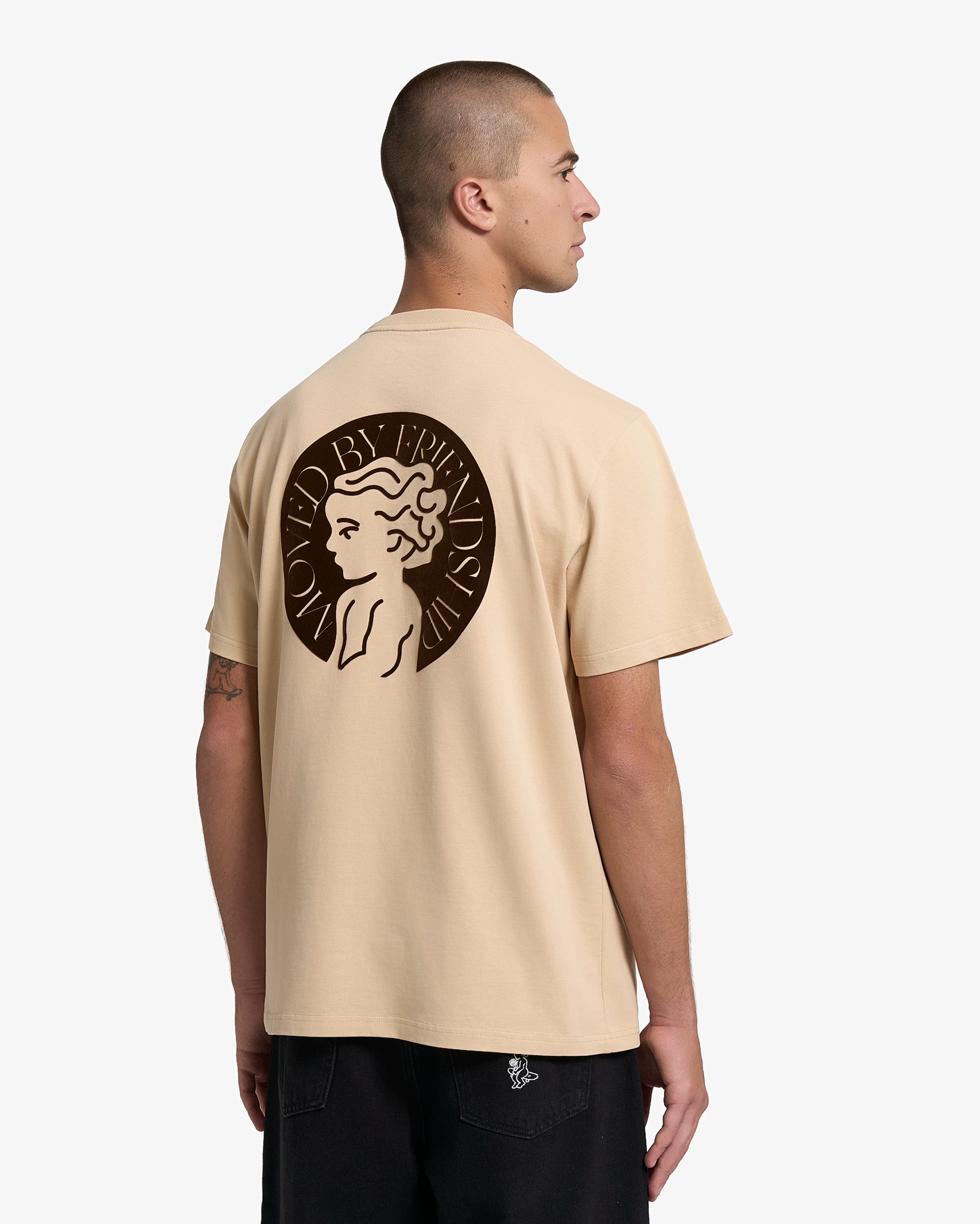 100% Cotton (220 gsm) for durability and comfort
Natural fit for everyday wear
Digitally designed by our in-house artist team

Irish cream color
Unisex
Made in Portugal